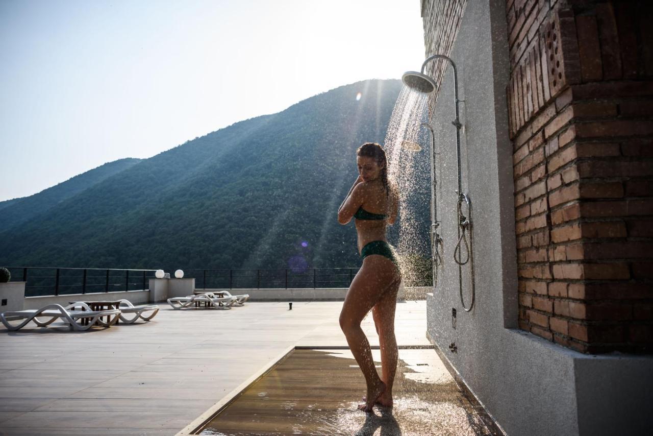 Bacolux Afrodita, Herculane Băile Herculane Exteriör bild